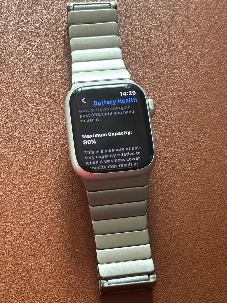 Apple Watch Series 8 – 41mm – Good Condition - Image 4