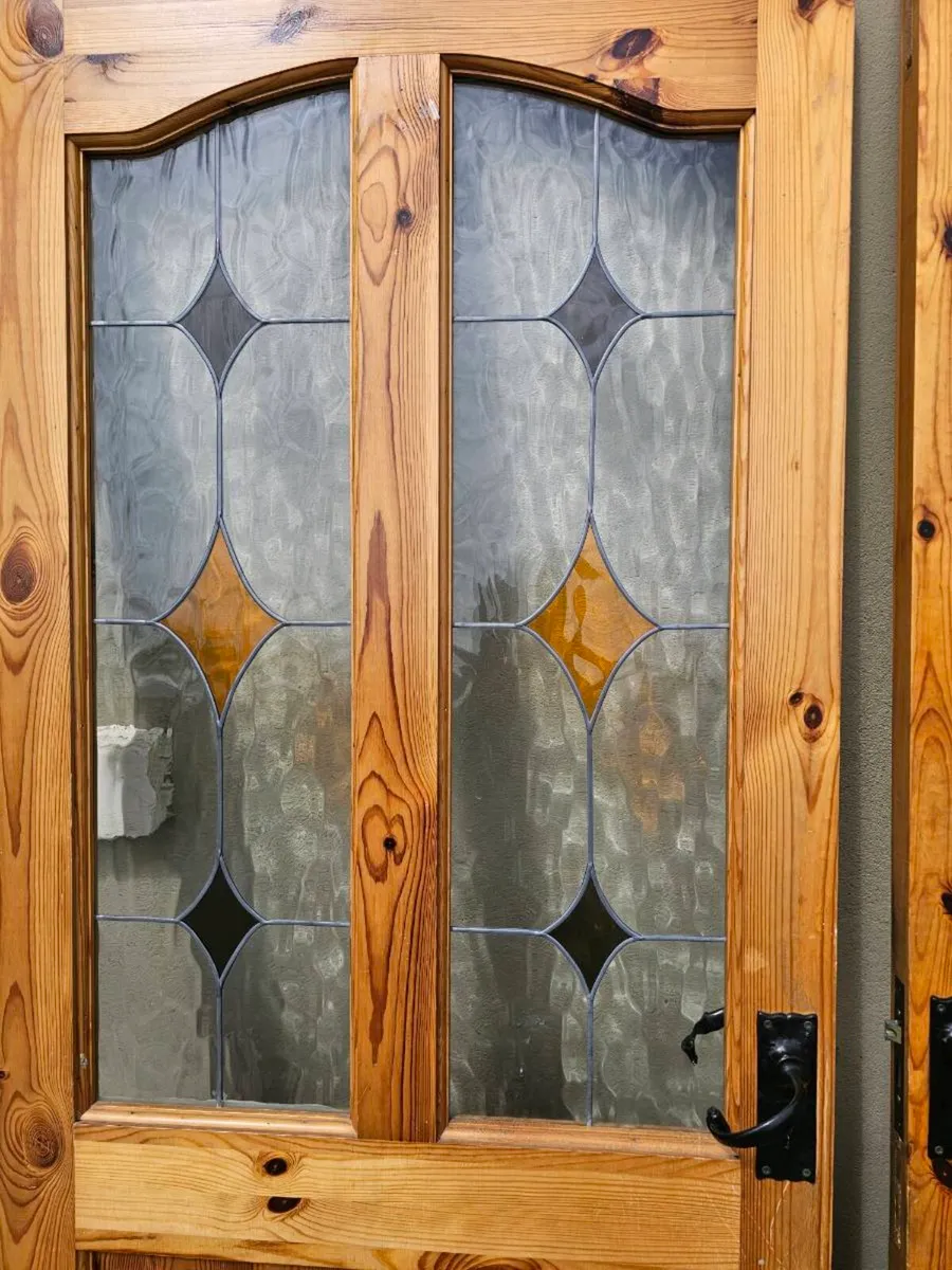 Internal doors - Image 2