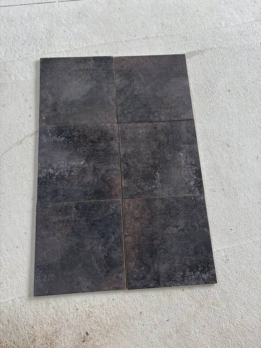 Floor tiles - Image 2