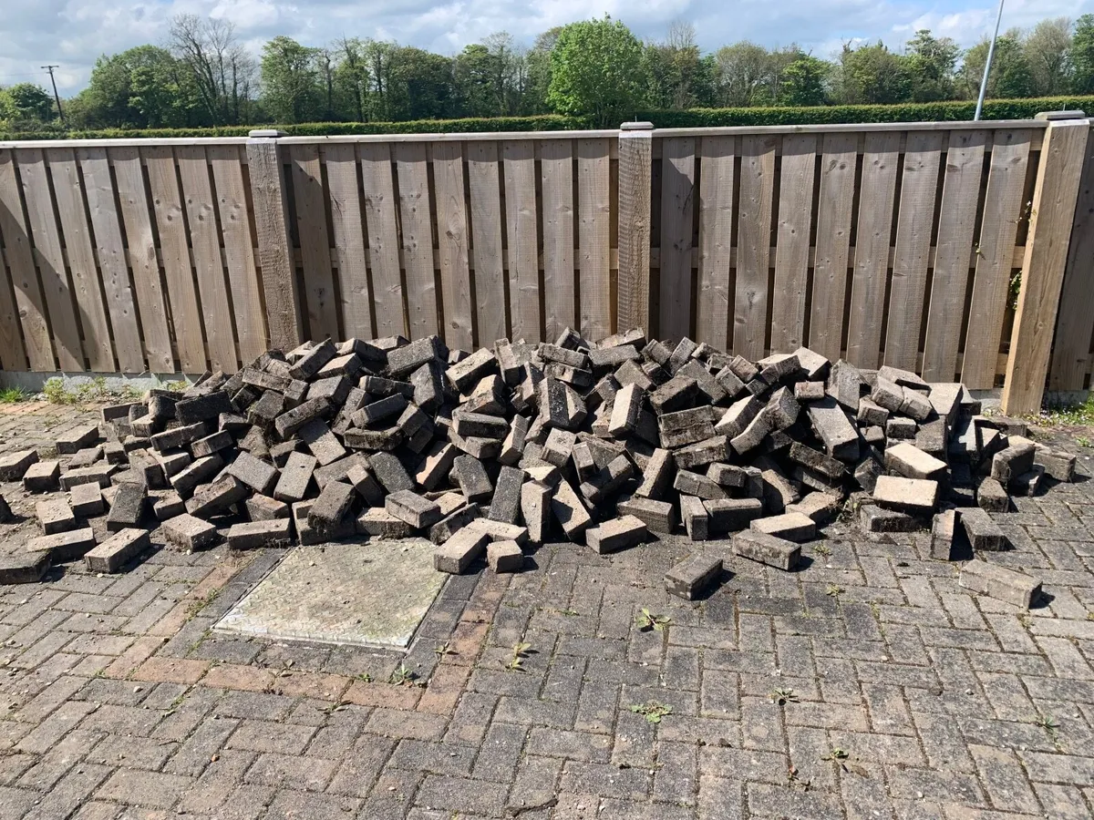 Free Cobblestones - Image 1