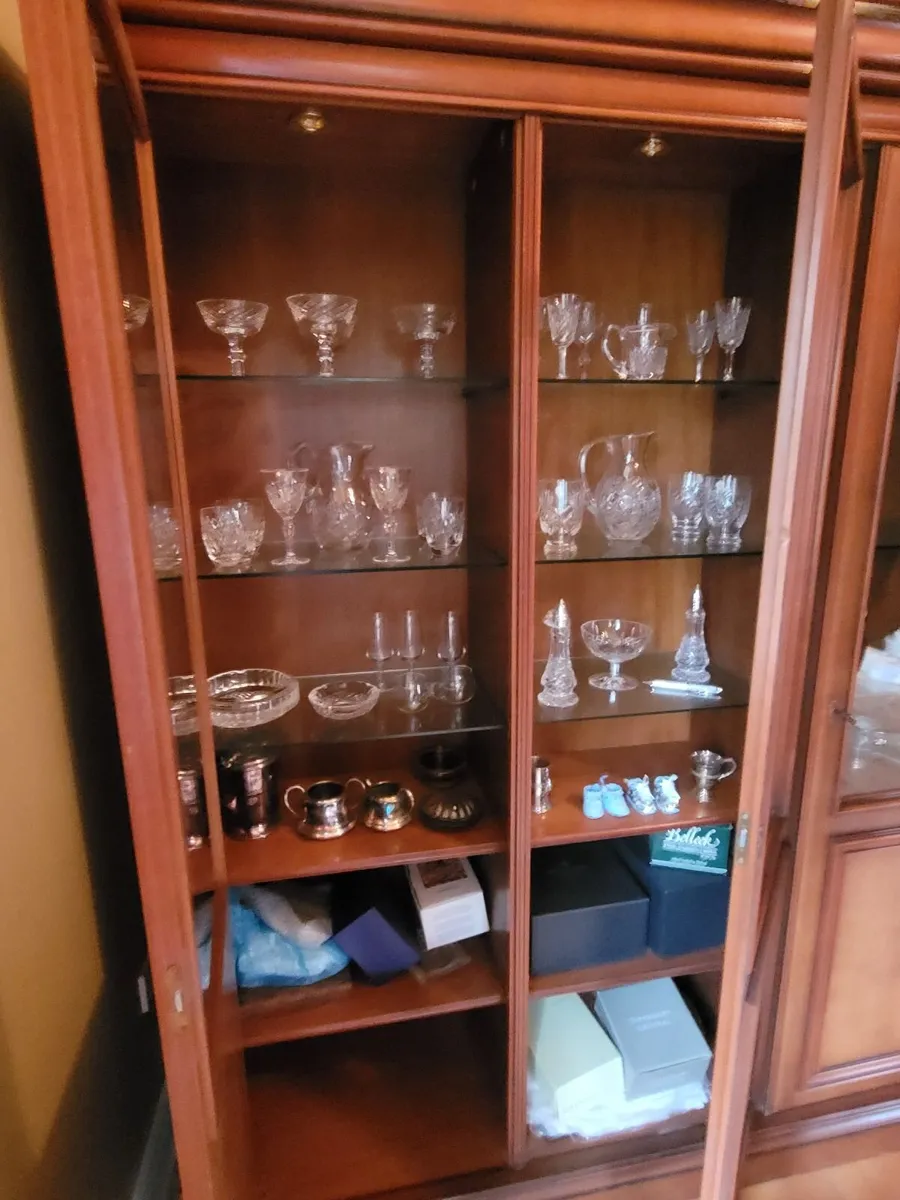 Display Cabinet - Image 4