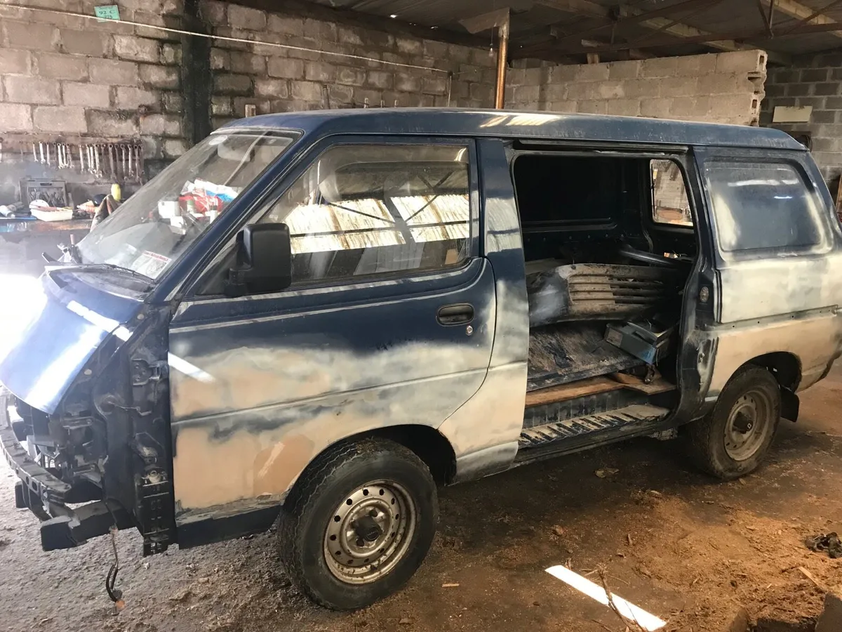 93 Toyota Litace Van 1.5 petrol - Image 1