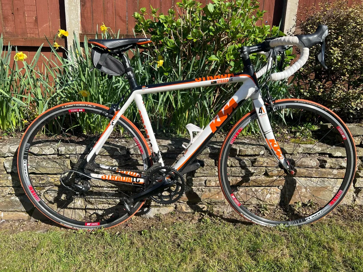 KTM Strada (full carbon) Bicycle - Image 3
