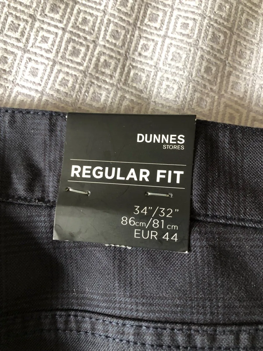 Mens BNWT trousers W34”x L32” €10 - Image 4