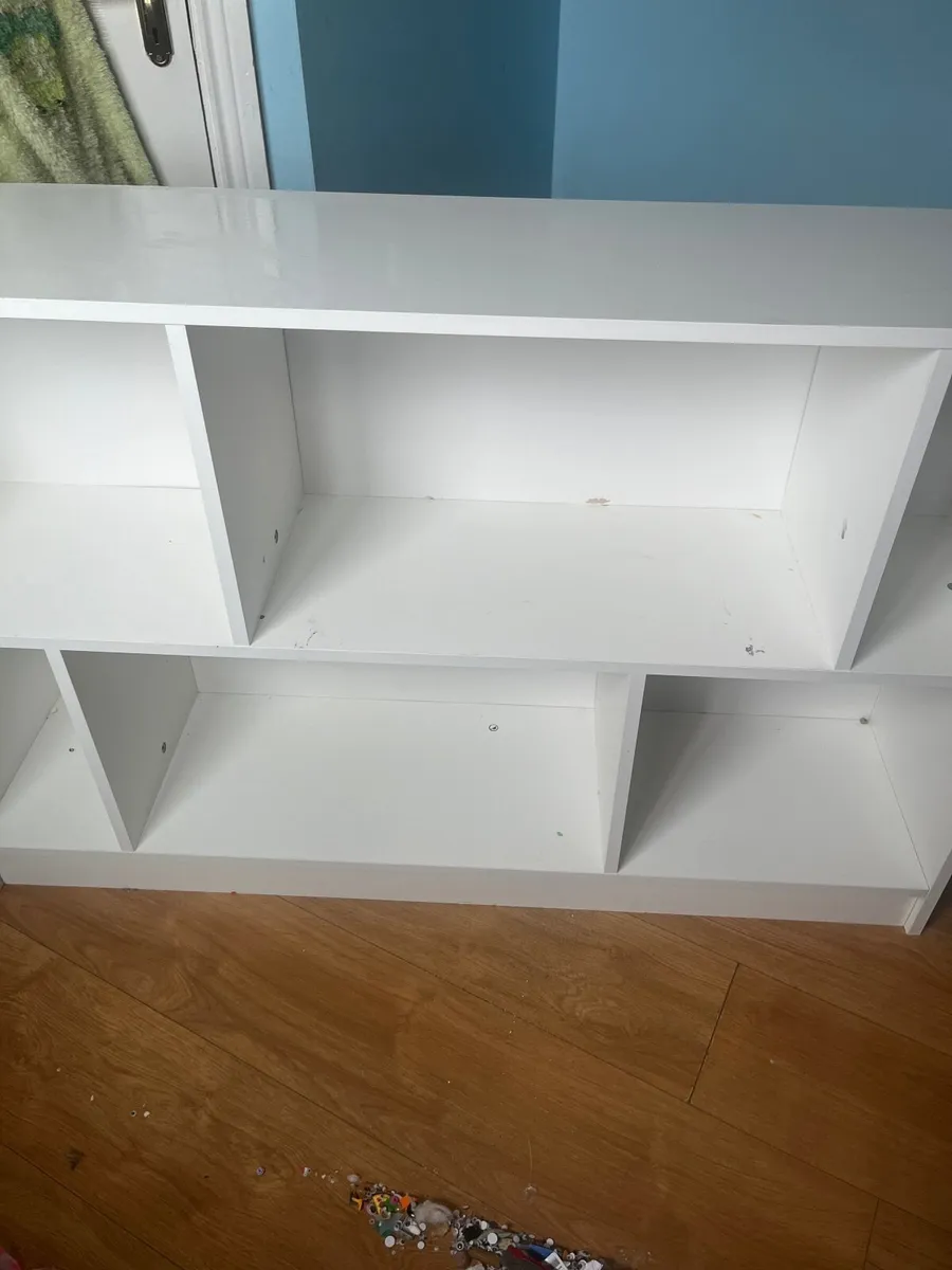 Storage shelves - Image 1