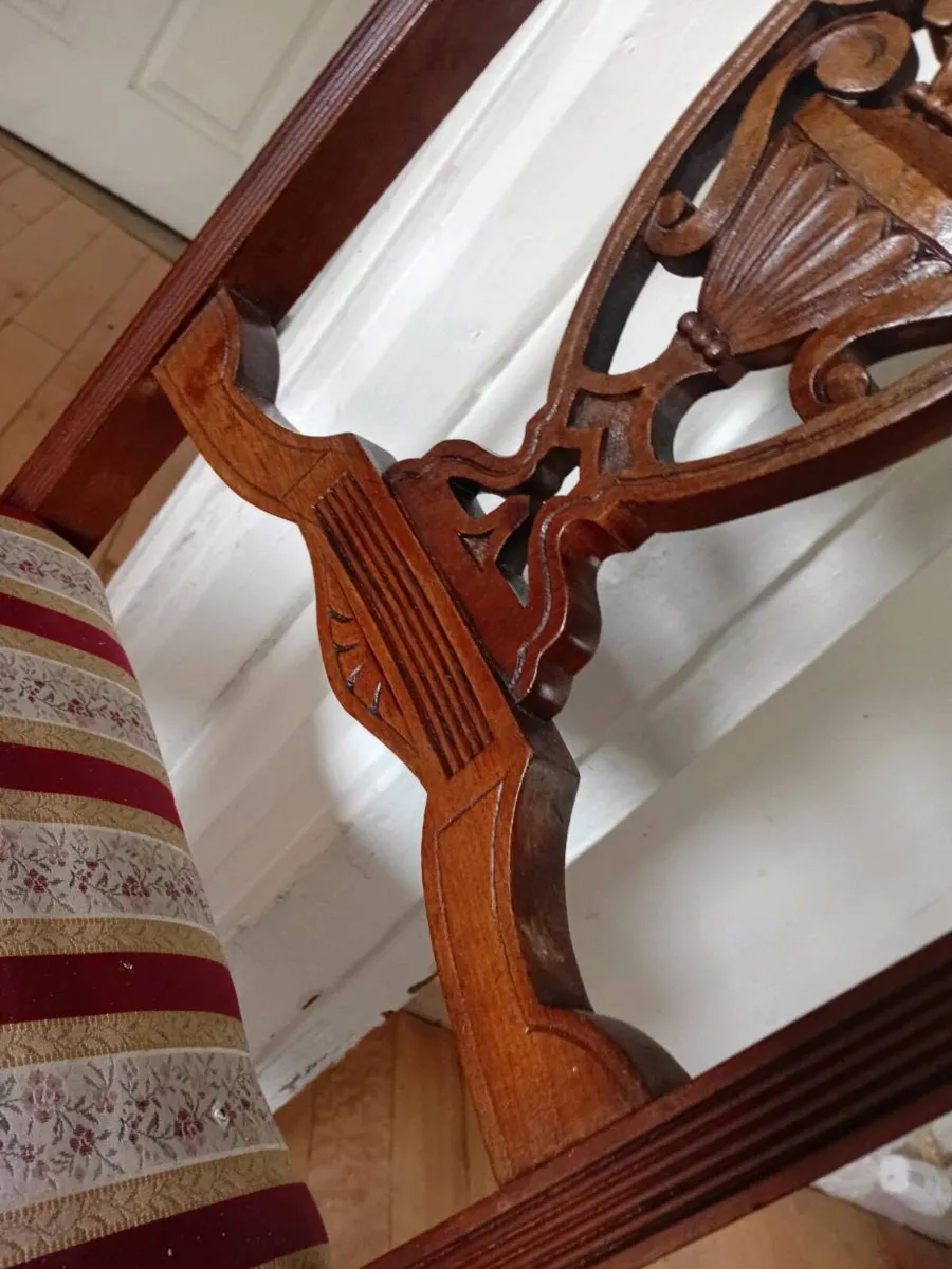 antique hand carved hall chair - Image 3