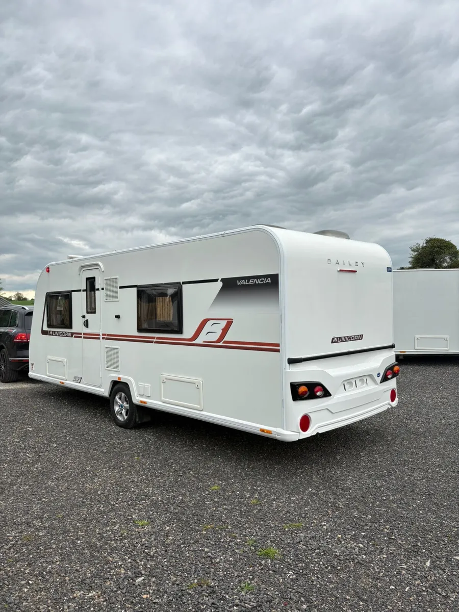 2019 Bailey Unicorn 4 berth fixed bed caravan - Image 4