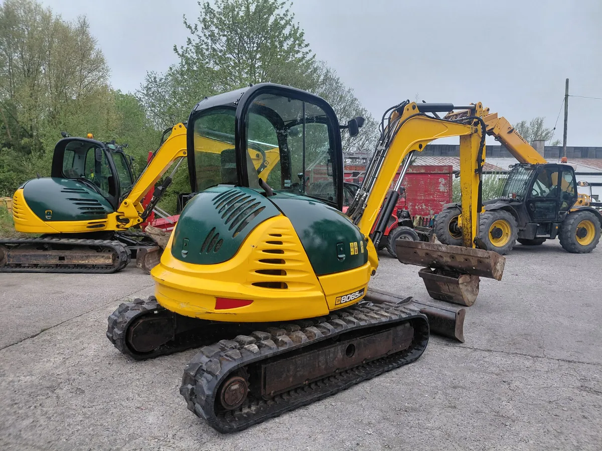 JCB 8065 - Image 3
