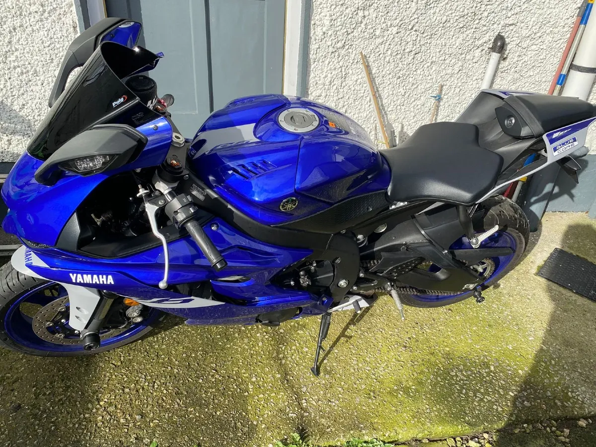 YAMAHA R6 - Image 3