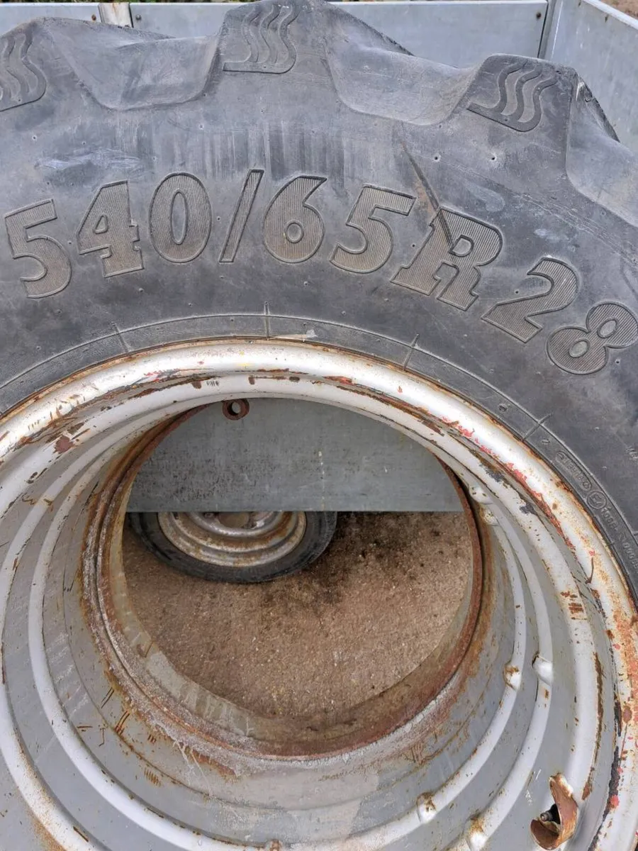 Dual Wheels - Image 2