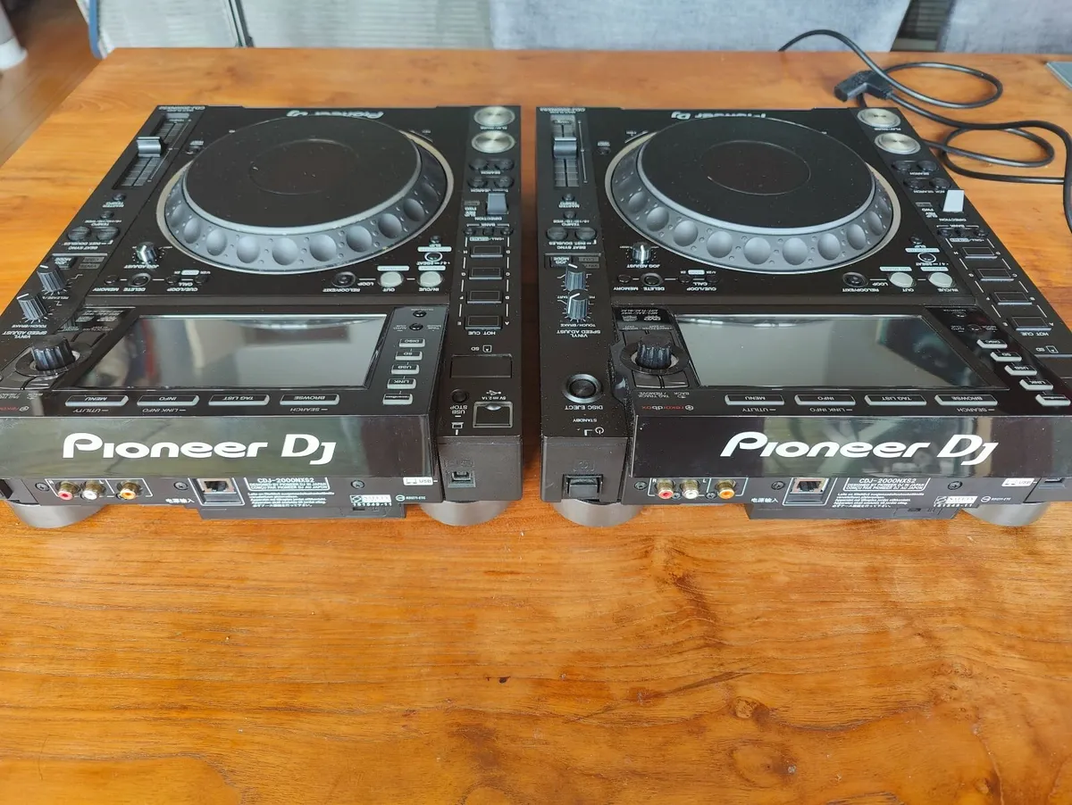 Pioneer CDJ-2000 NXS2 Pair - Image 4