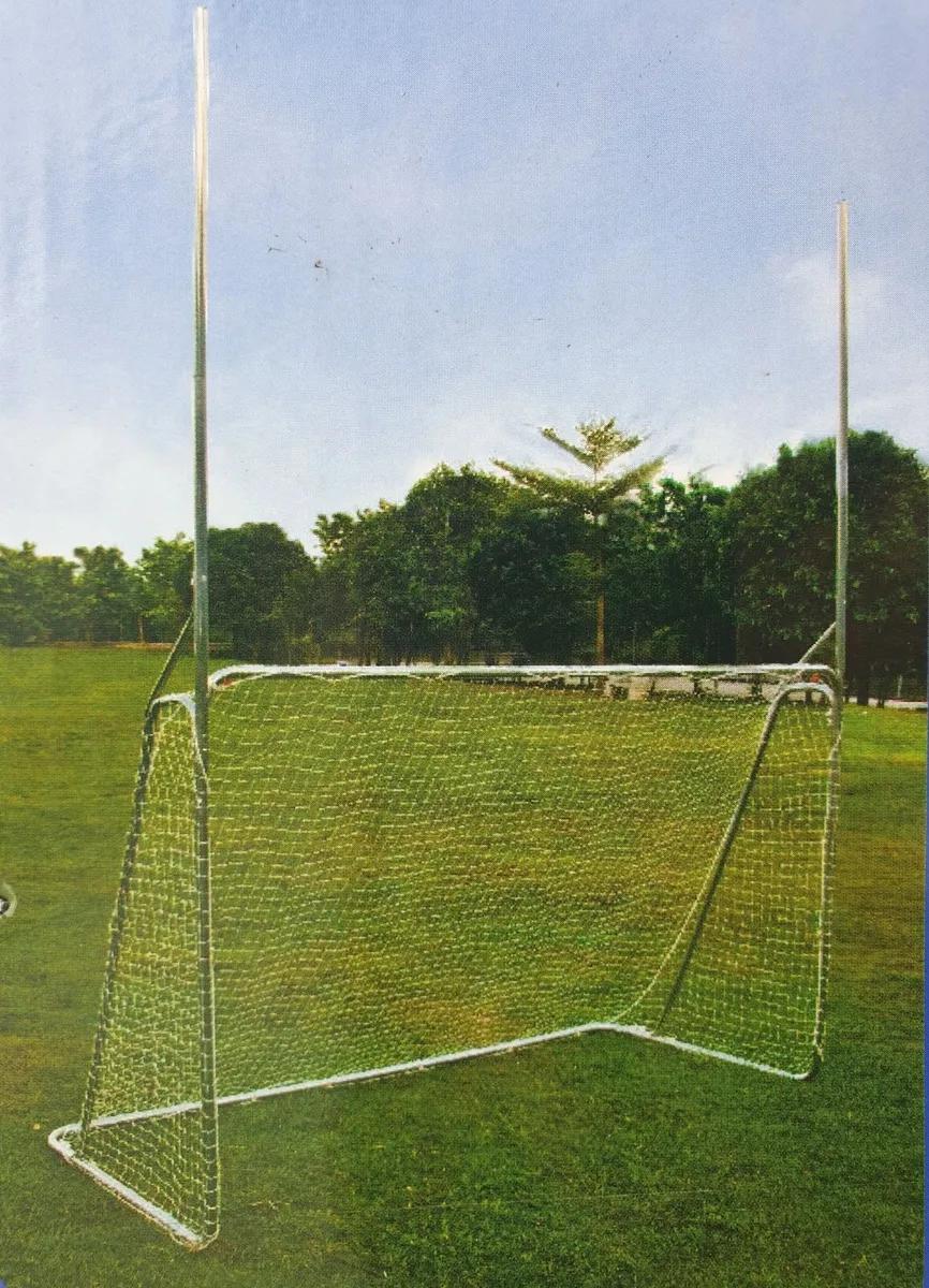 2 goal posts - Image 4