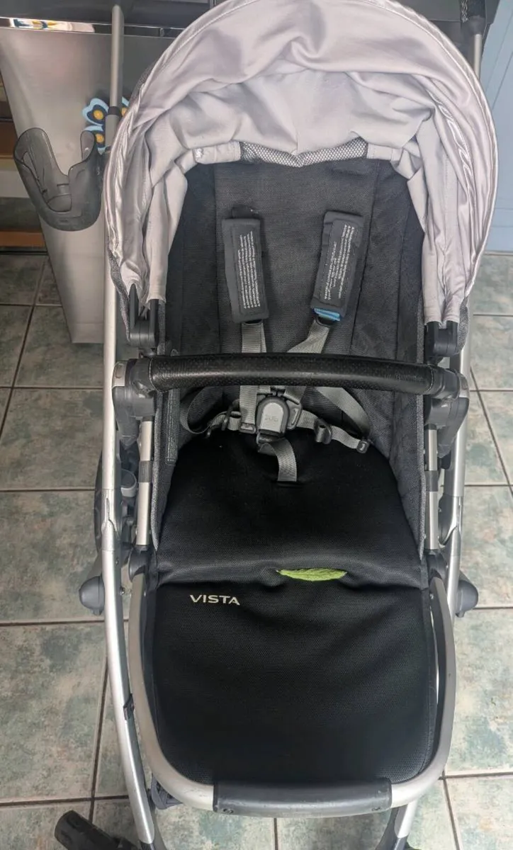 UPPAbaby Vista Full Bundle - Image 3