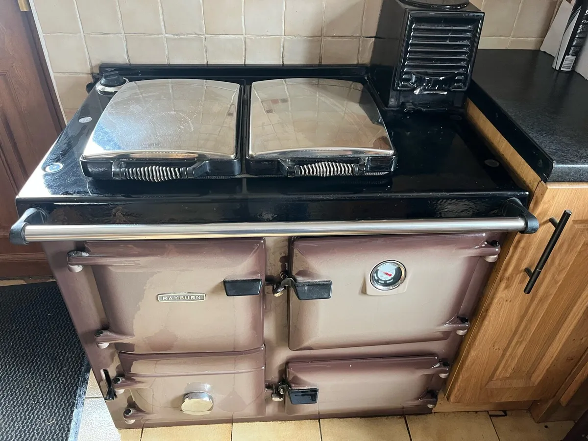 Rayburn solid fuel range - Image 3