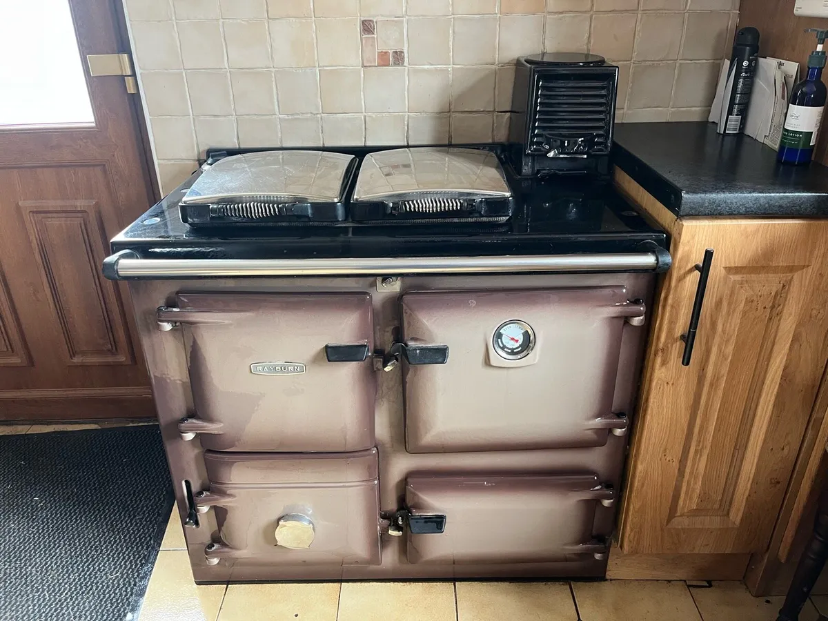 Rayburn solid fuel range - Image 2