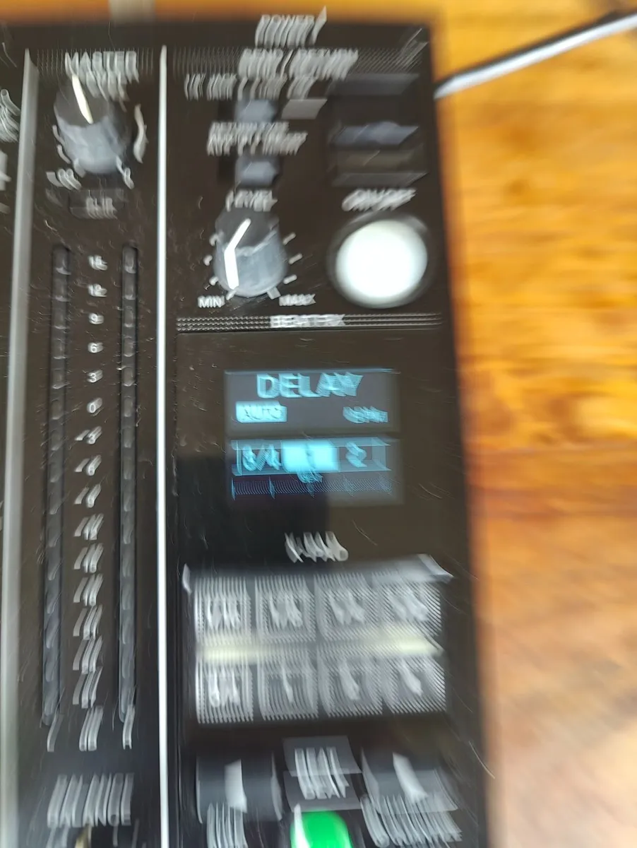 Pioneer DJM-900 NXS2 Mixer - Image 2
