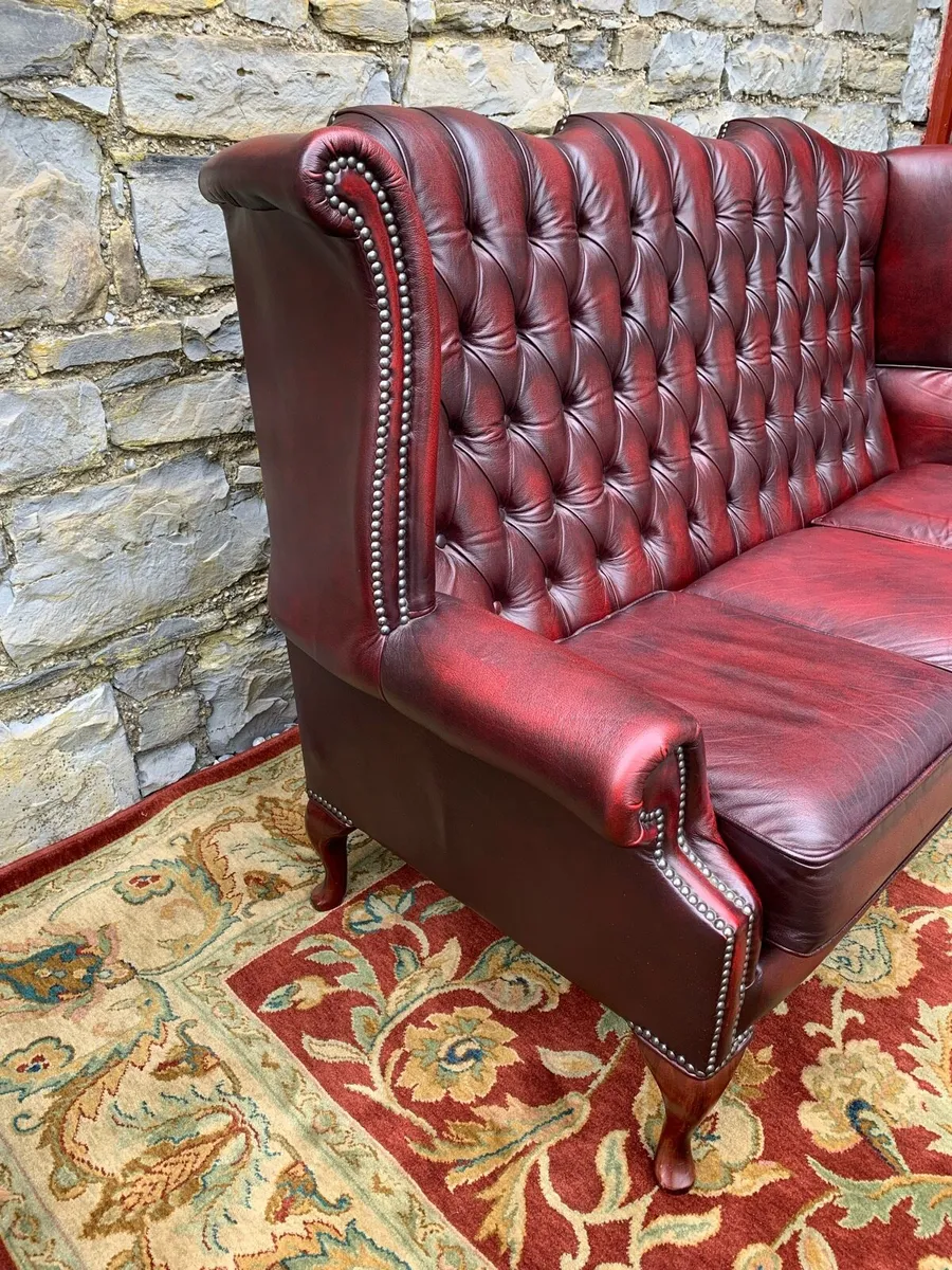 Oxblood leather 3 seater Chesterfield sofa. - Image 3