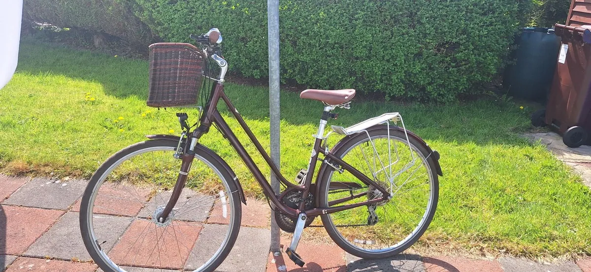 Ladies Bicycle - Image 1