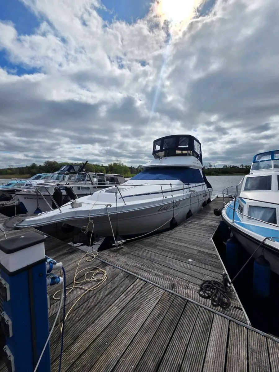 Searay 345 flybridge Diesel - Image 4