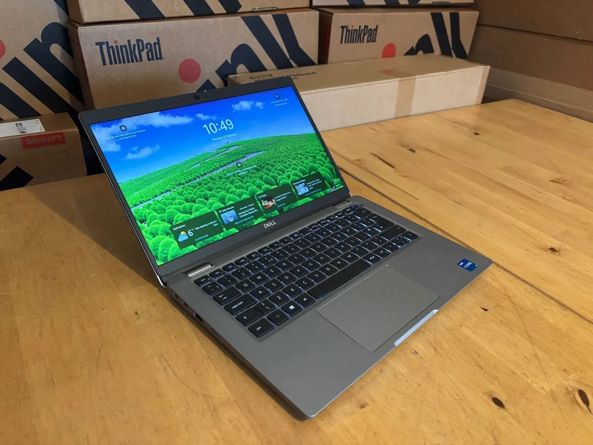 Dell 5320 Touchscreen Ultrabooks-16Gb-13.3"-Win 11 - Image 1