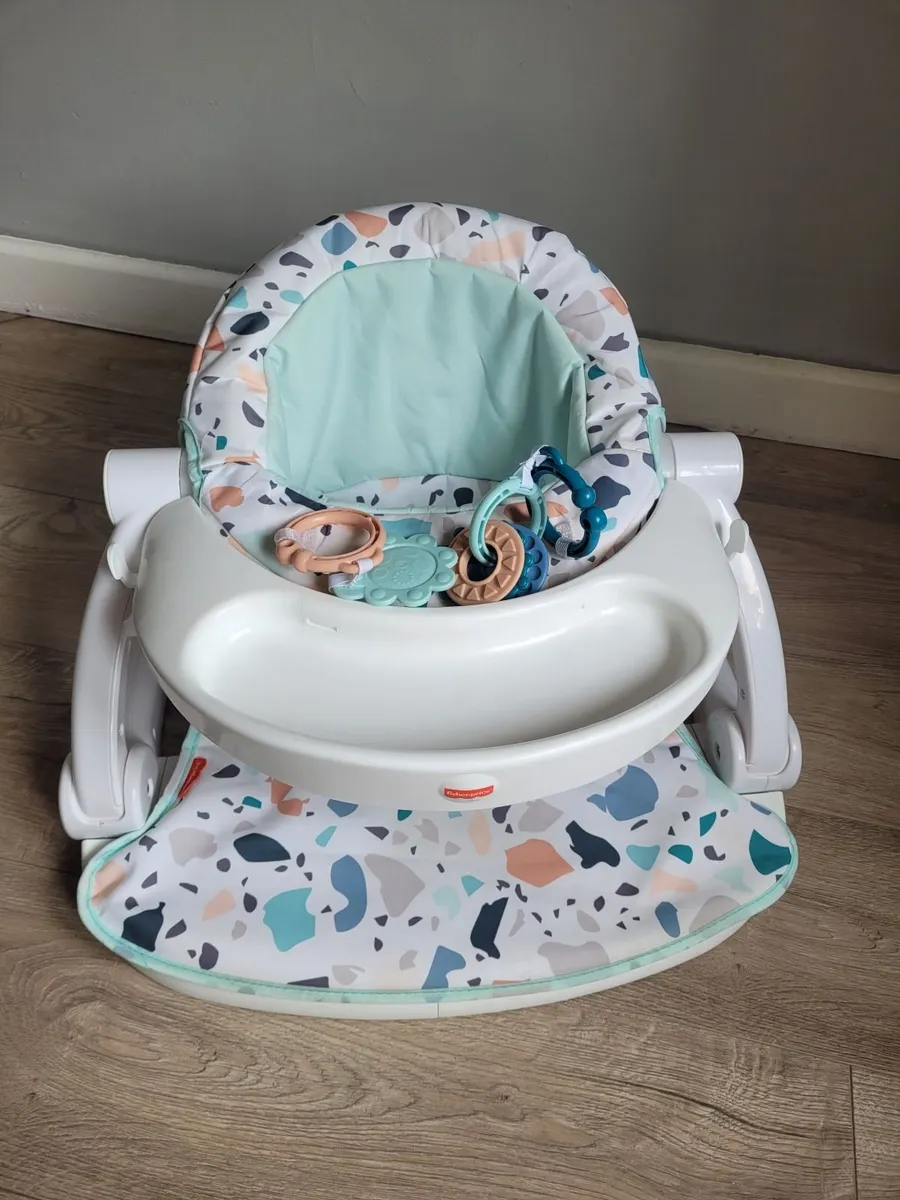 BABY BUNDLE!  bouncer, activity seat, bath, chair - Image 4