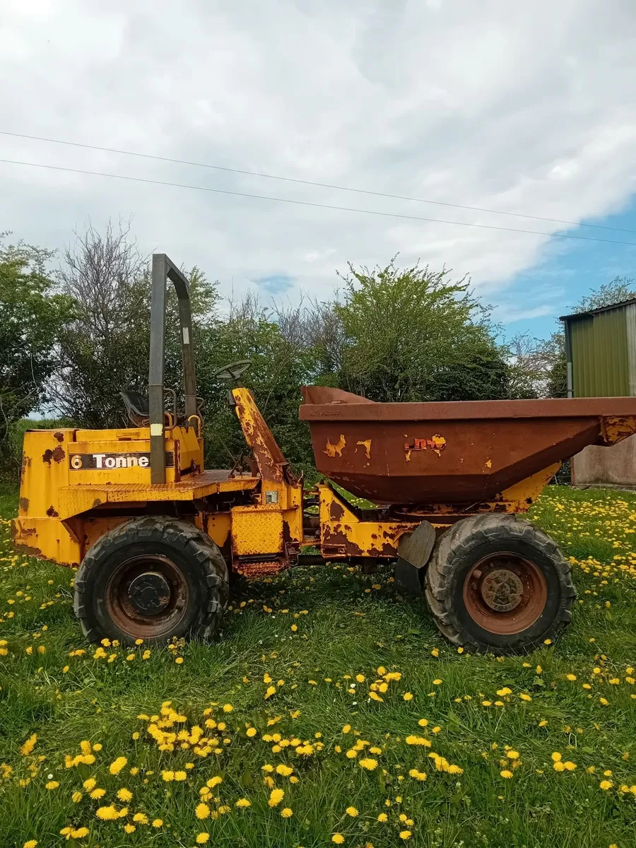 6 ton swivel dumper - Image 1