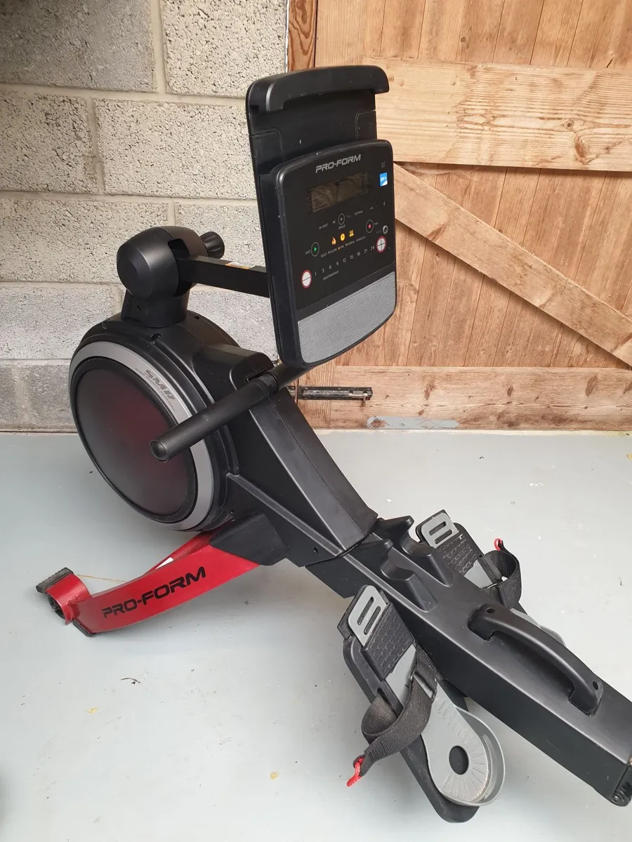 Proform rowing machine - Image 1