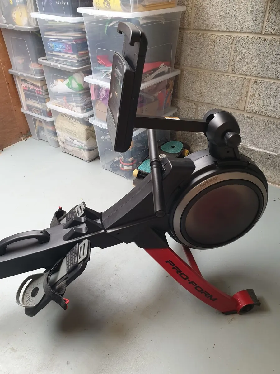 Proform rowing machine - Image 4