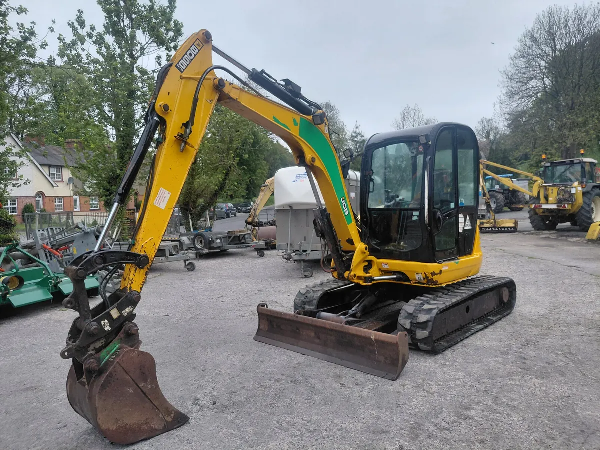 JCB 8055 - Image 1