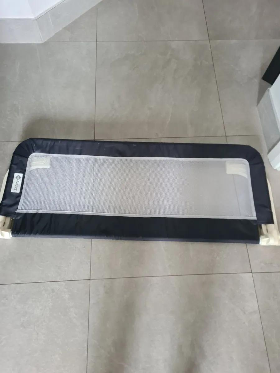 Safery 1st Kids Bed rail - Image 1