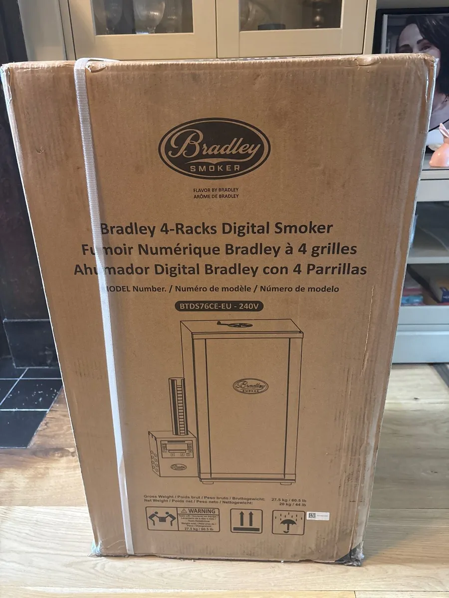 BBQ Smoker - Image 1