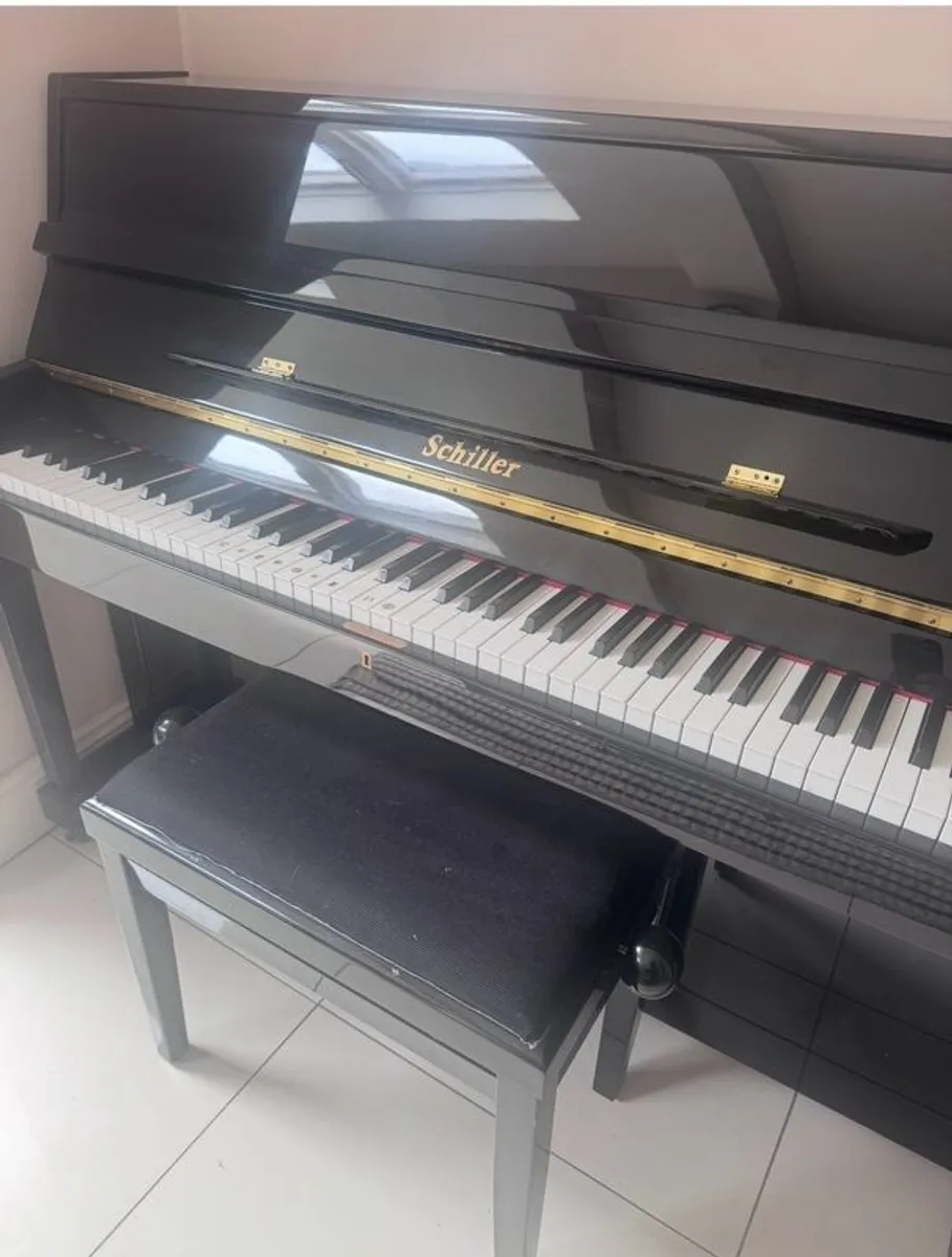 Piano - Image 1