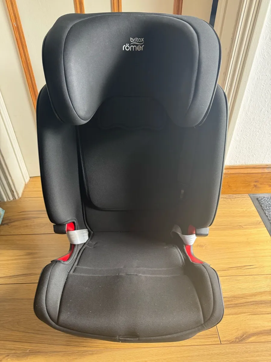 Britax Romer Car Seat - Image 1