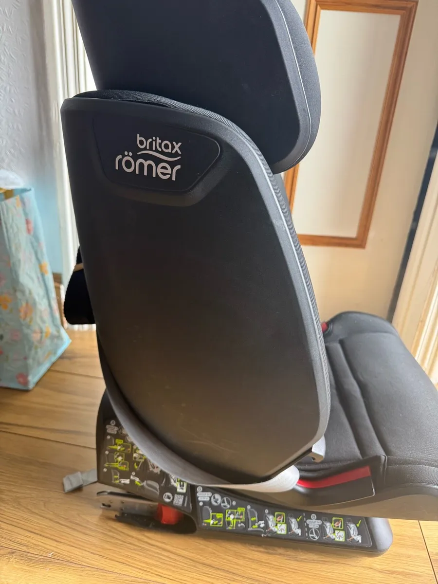 Britax Romer Car Seat - Image 3