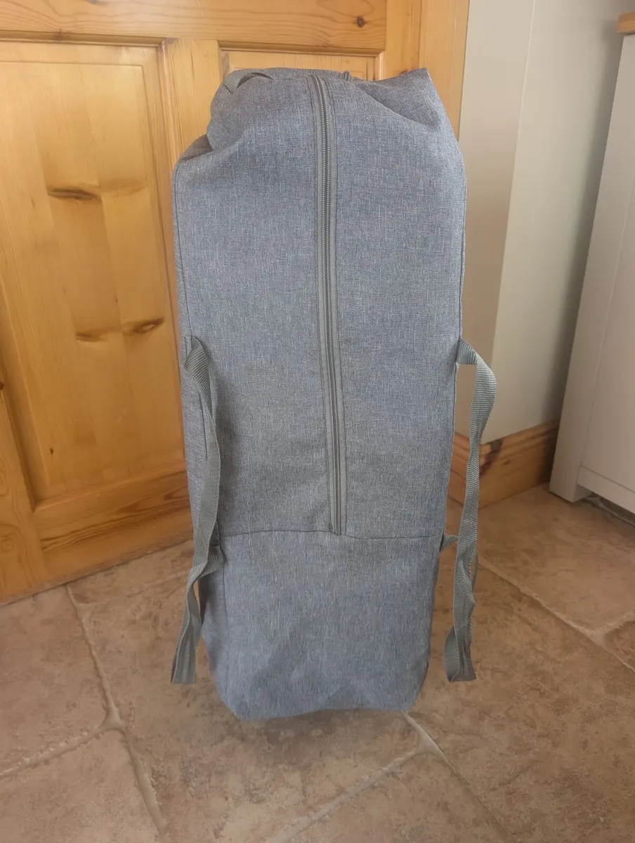 Baby Elegance Travel Cot – Excellent Condition - Image 3