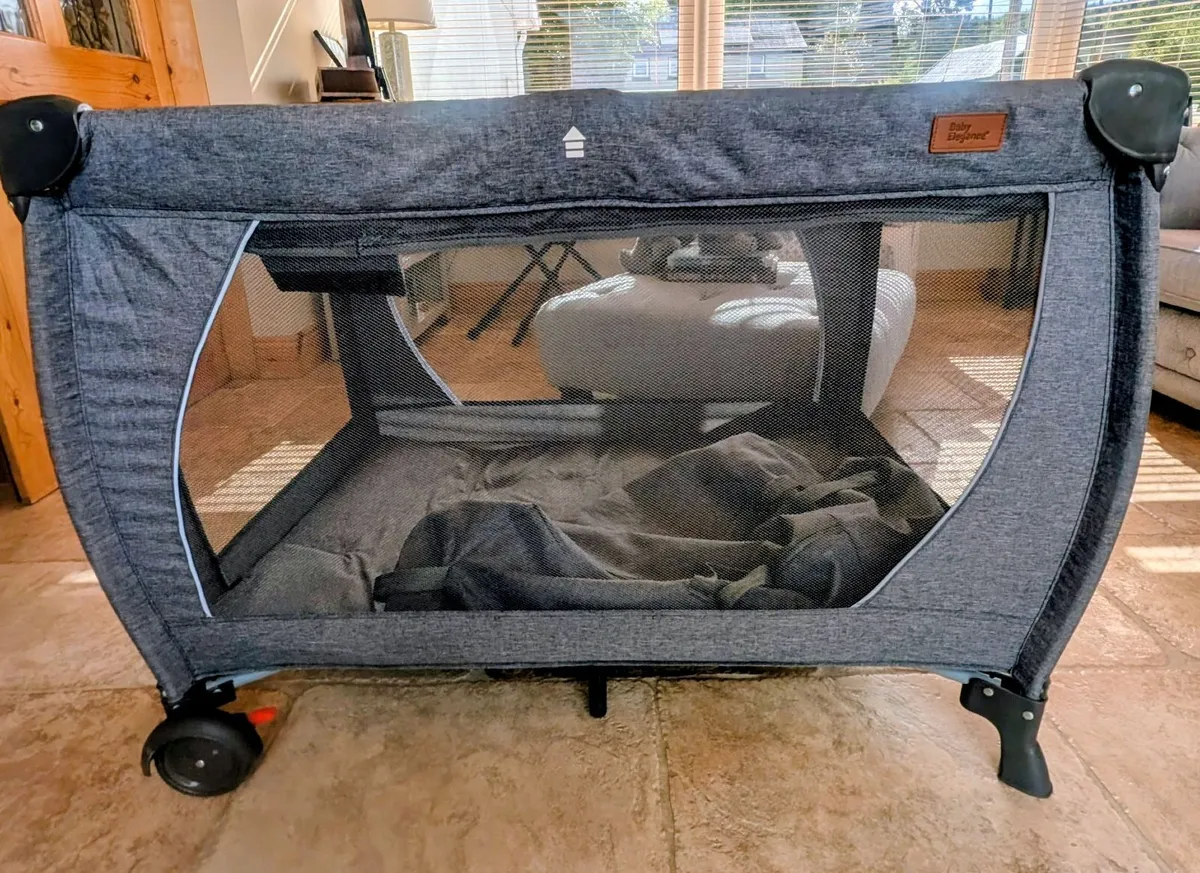 Baby Elegance Travel Cot – Excellent Condition - Image 2