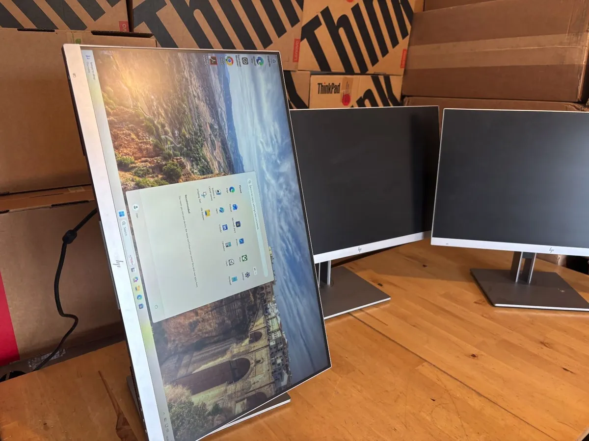 HP E243 24" EliteDisplay PC Flatscreens-Height&Til - Image 4