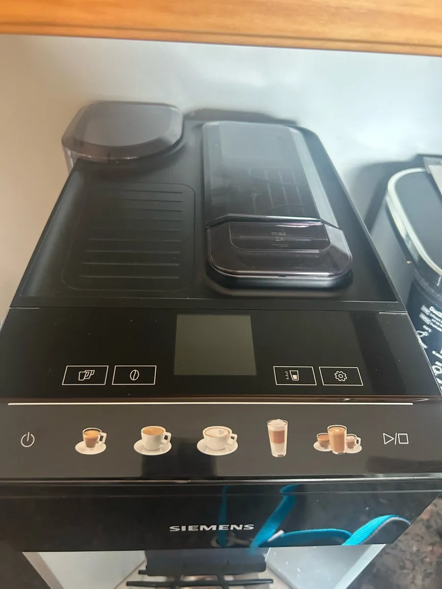 Coffee Machine - Image 3