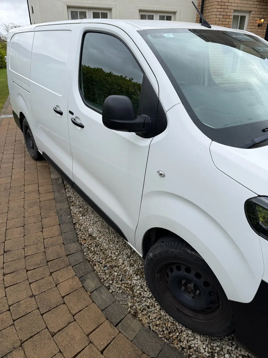 Citroen eDispatch LWB - Image 4