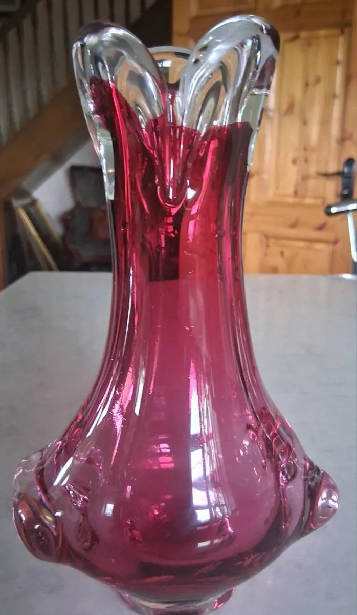 Glass vases - Image 1
