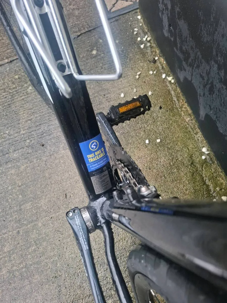 Giant Contend AR3 Road Bike - Image 3