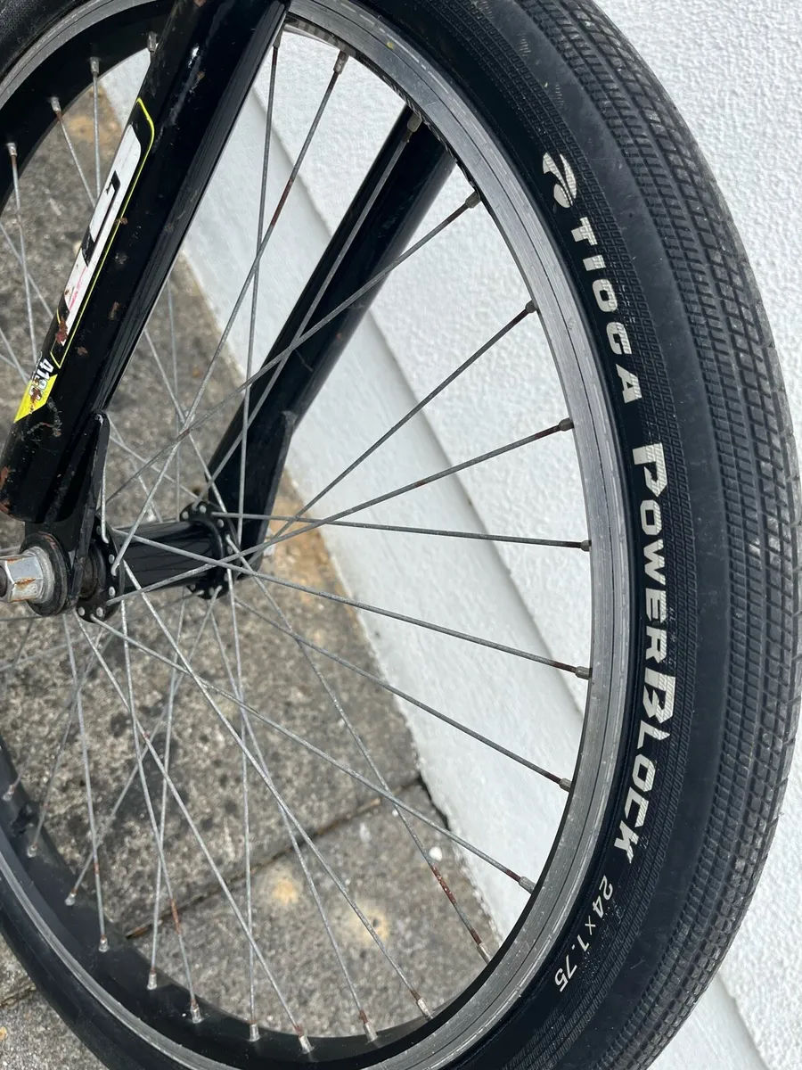 GT pro series 24” - Image 4