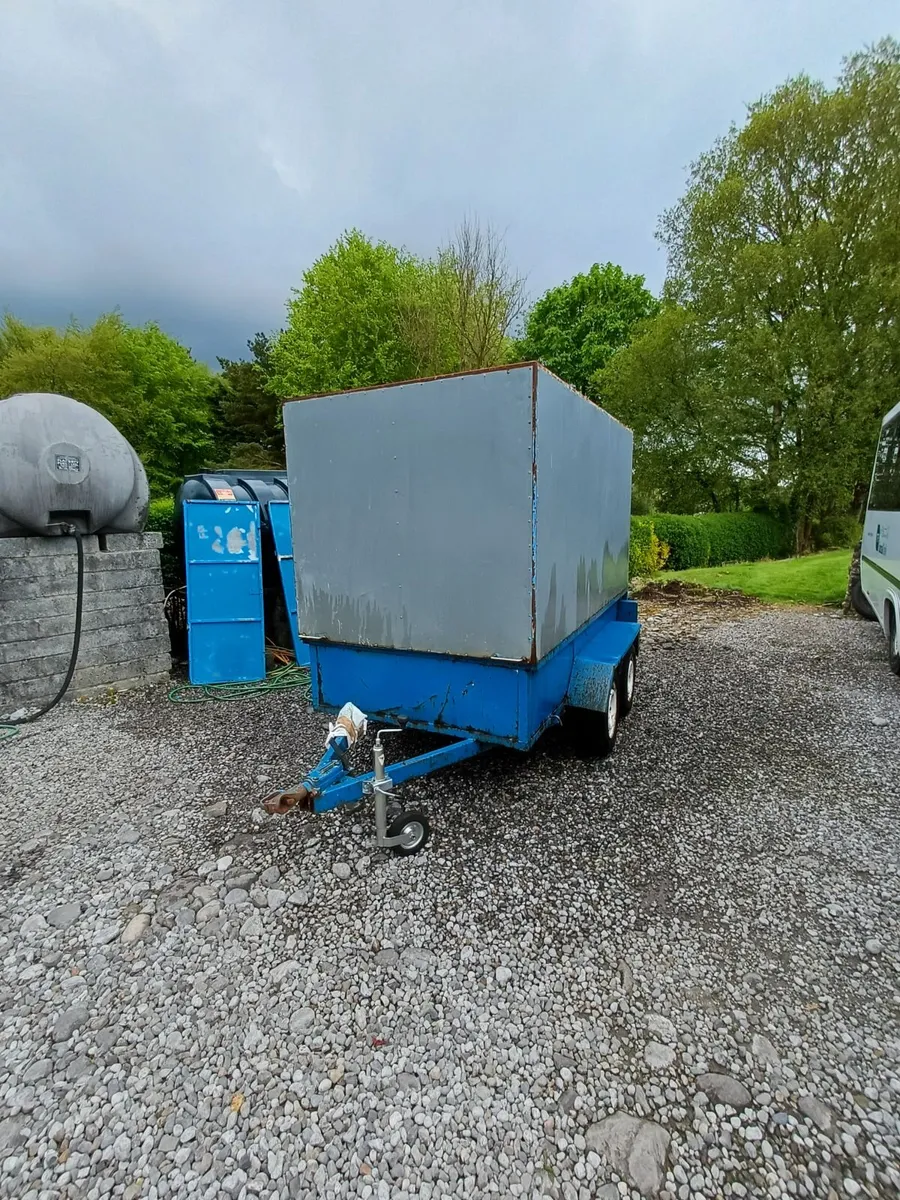 Box / open trailer 8x4 double axil - Image 1