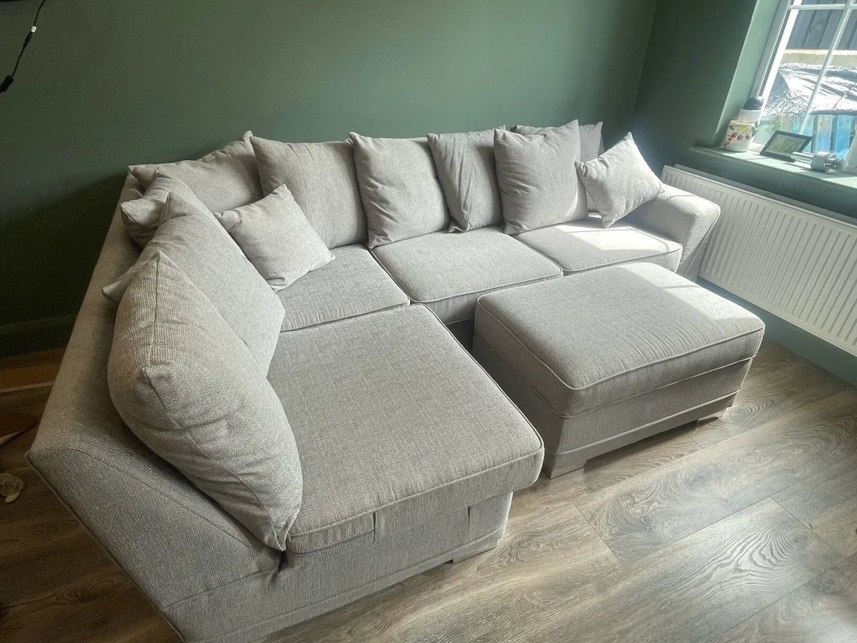 L Shaped Sofa with footstool - Image 3