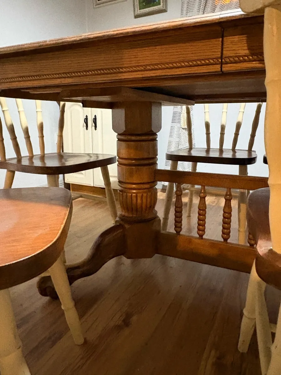 Solid wood table with 6 chairs - Image 2