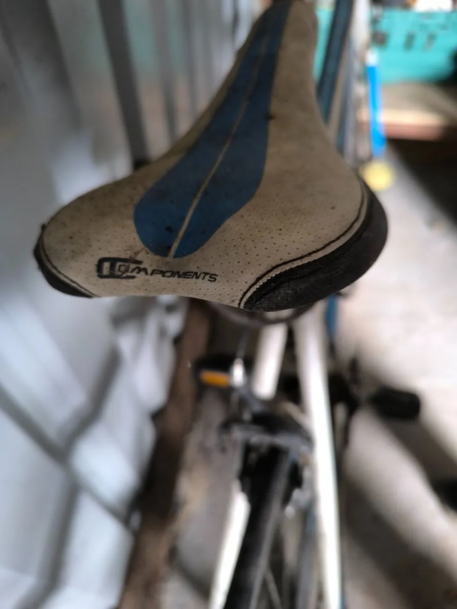 Racing Bike - Image 3