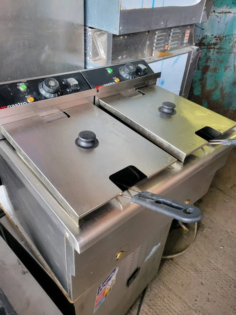 Fryer Electric Twin Tank GGM GASTRO - Image 1