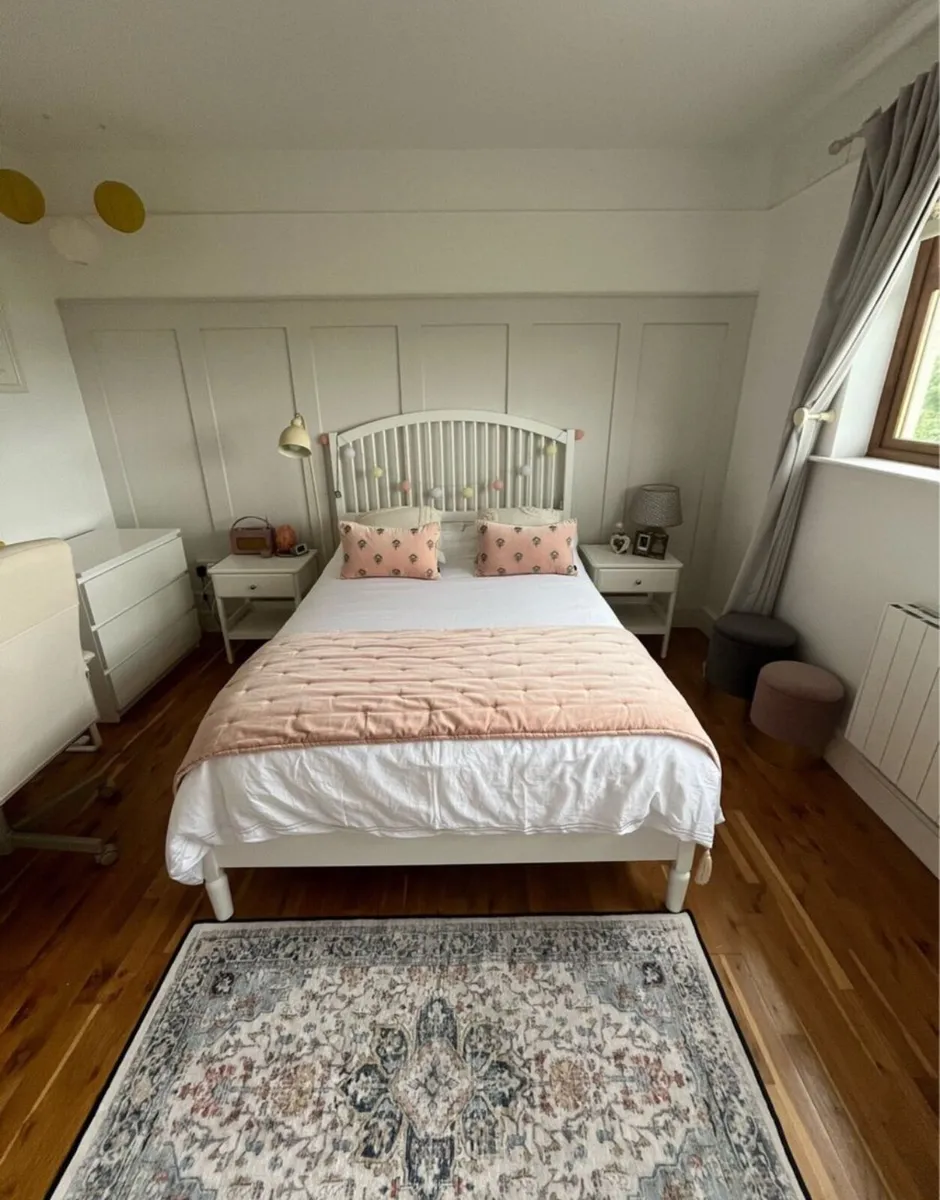 Bed - Image 3