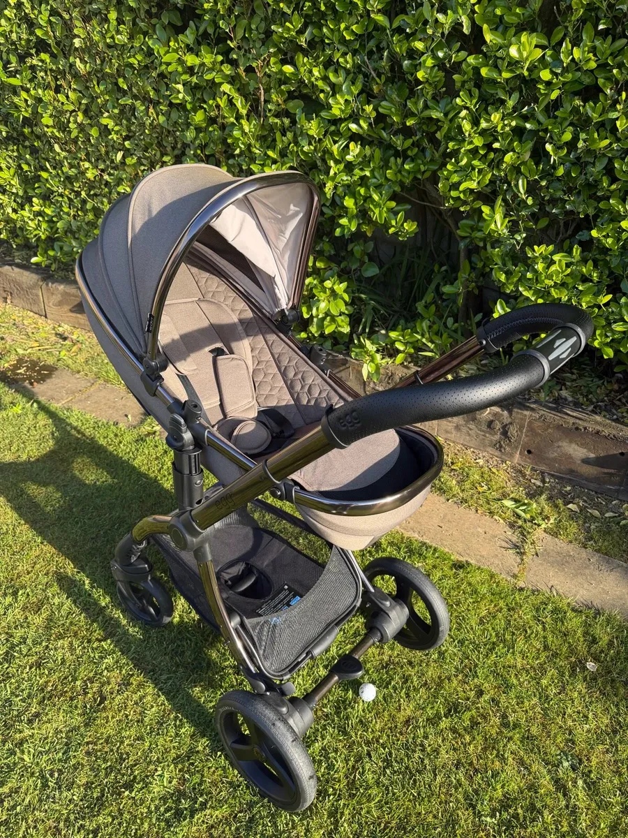 Egg travel system - Image 4