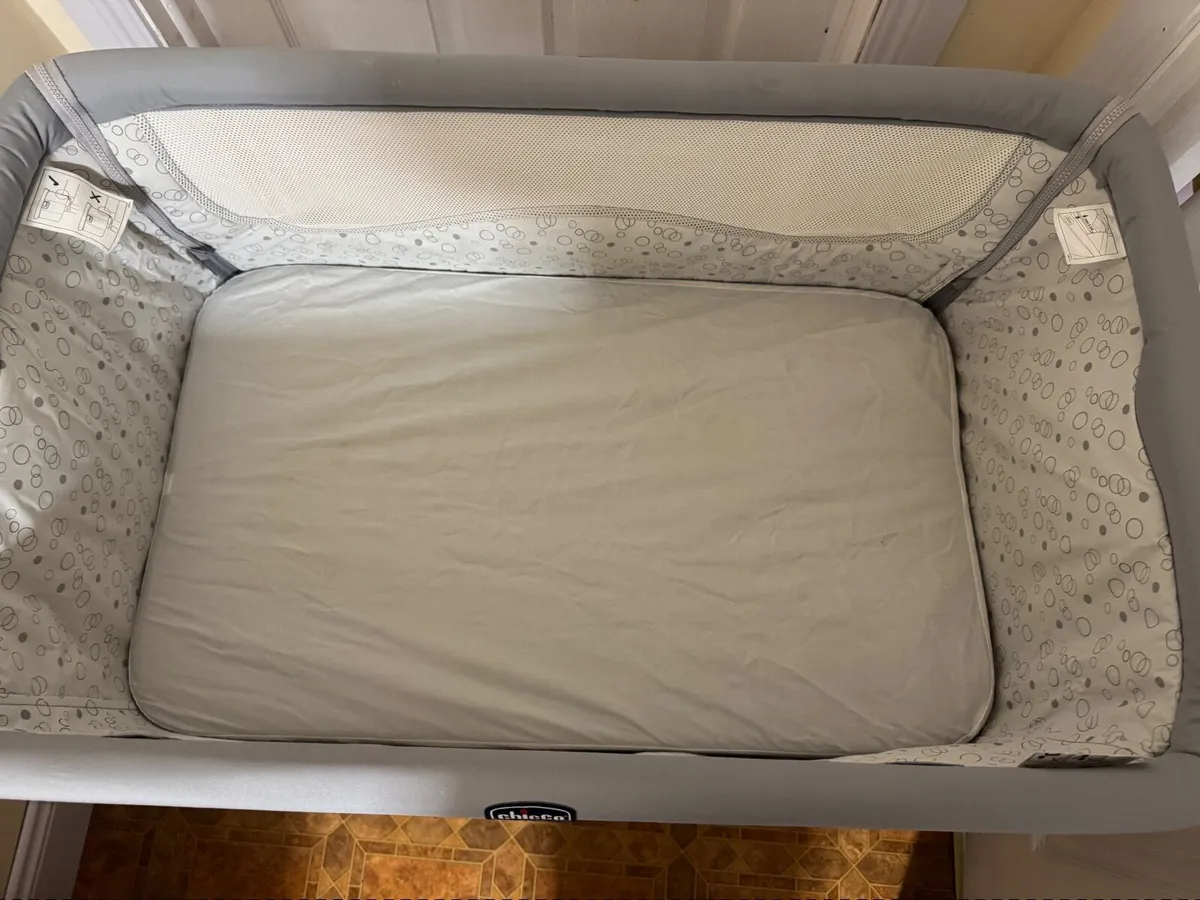 Chicco Next2me Cot - Image 4